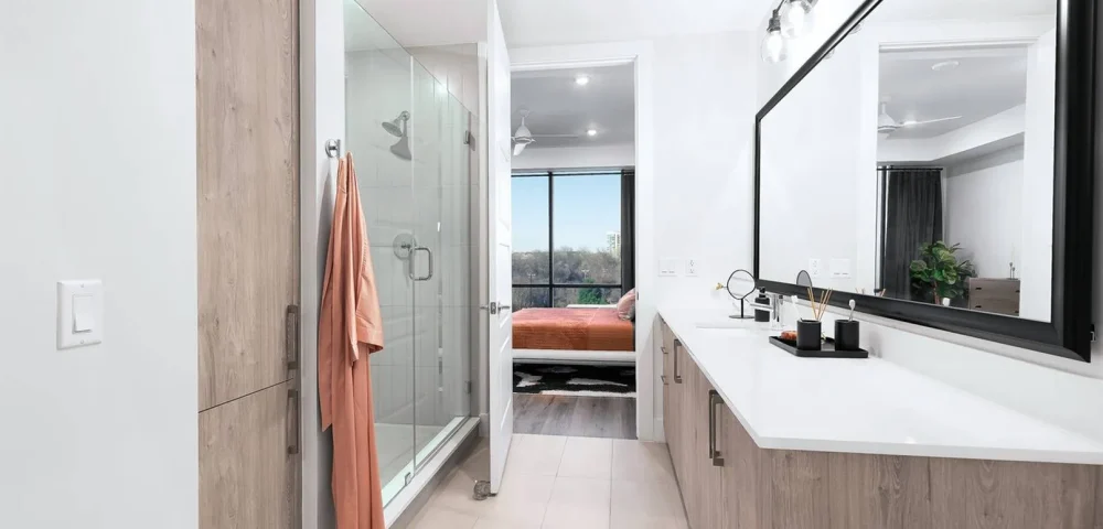 1155 Barton Springs 3