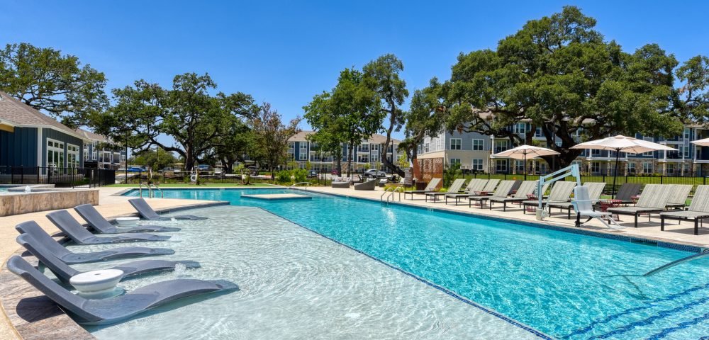 Estraya Boerne 5