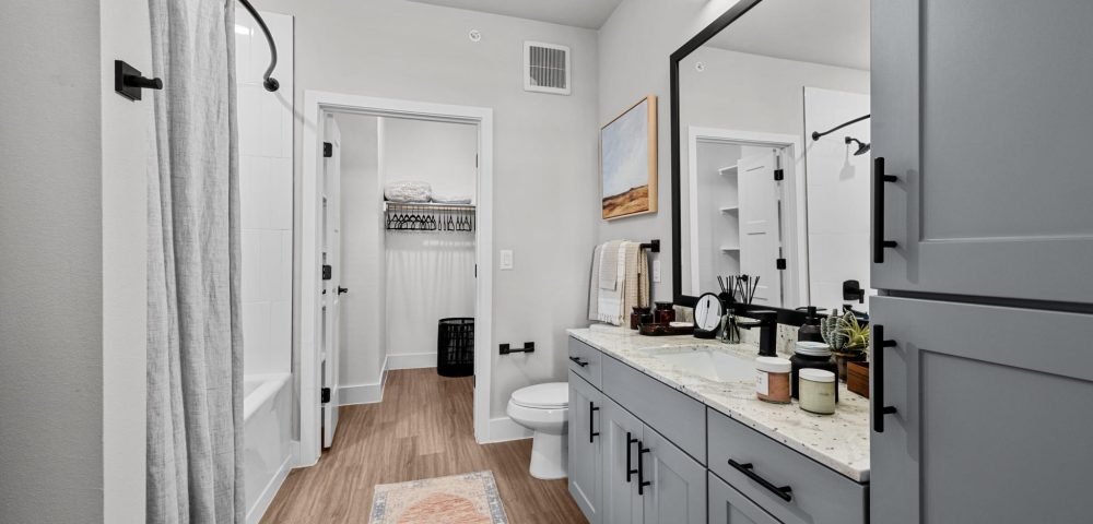 Lenox Grand 3