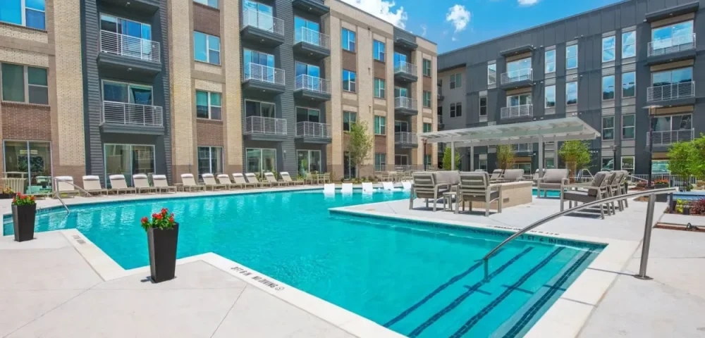 Luxia Preston 5