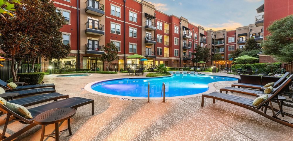 Resort at 925 Main 5